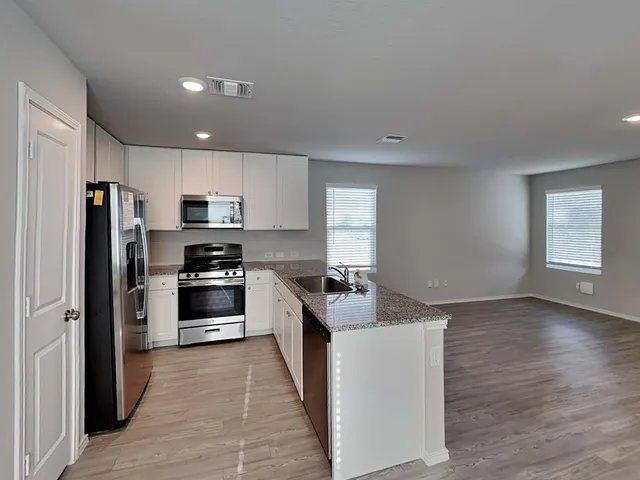 $1,299 | 7302 Alcazar Gate, San Antonio, TX 78244