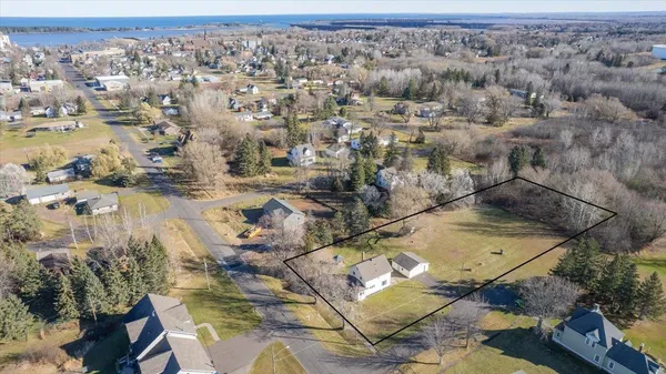 $285,000 | 1222 22nd Avenue East, Superior, WI 54880
