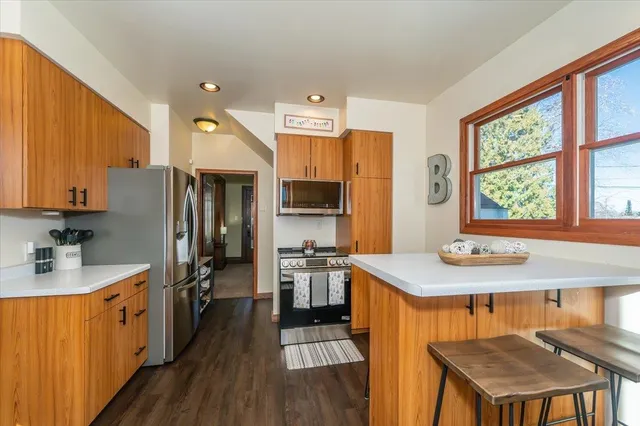 $289,000 | 1222 22nd Avenue East, Superior, WI 54880