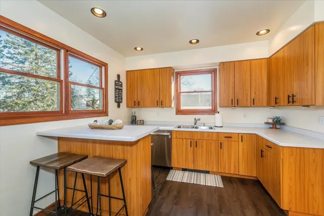 $289,000 | 1222 22nd Avenue East, Superior, WI 54880