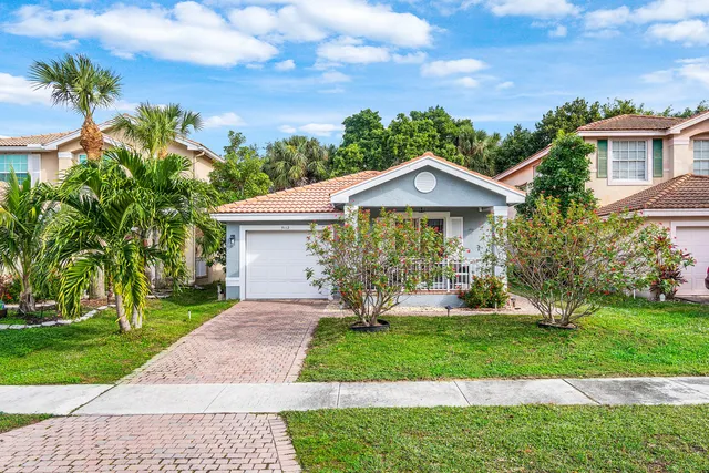 $449,900 | 5112 Aurora Lake Circle, Greenacres, FL 33463