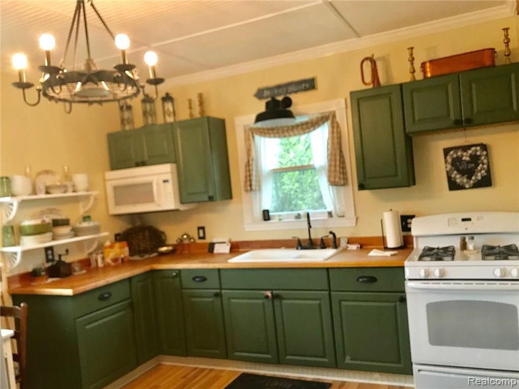 3553 East Dryden Road Metamora, MI 48455 - Photo 12 of 32 FullSizeRender_2 (3).jpg