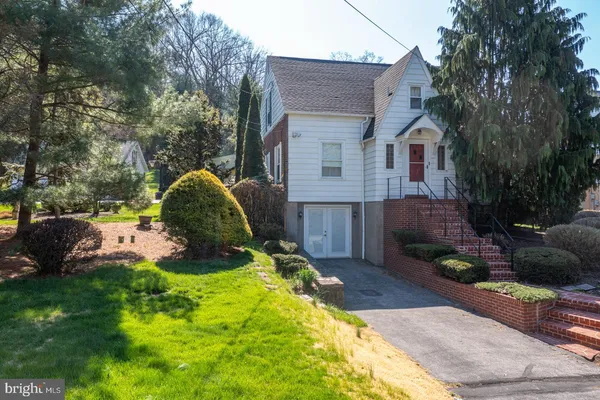 $379,900 | 2867 Pricetown Road, Temple, PA 19560