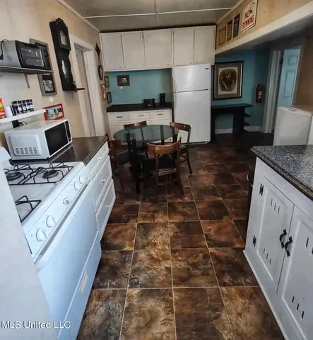 $410,000 | 111 Leflore Avenue, Clarksdale, MS 38614