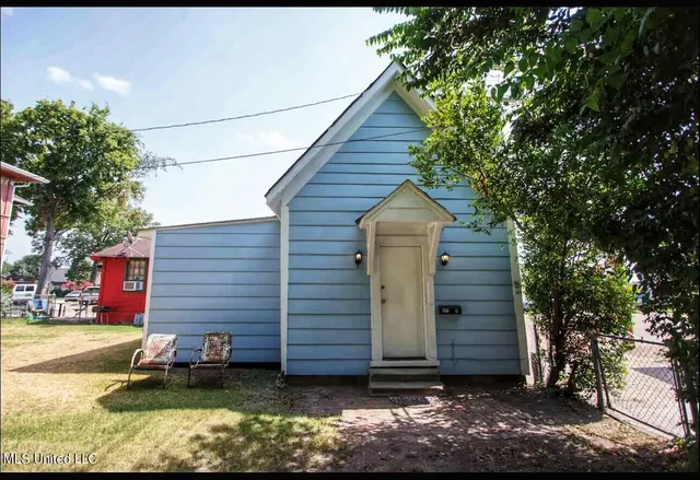 $410,000 | 111 Leflore Avenue, Clarksdale, MS 38614