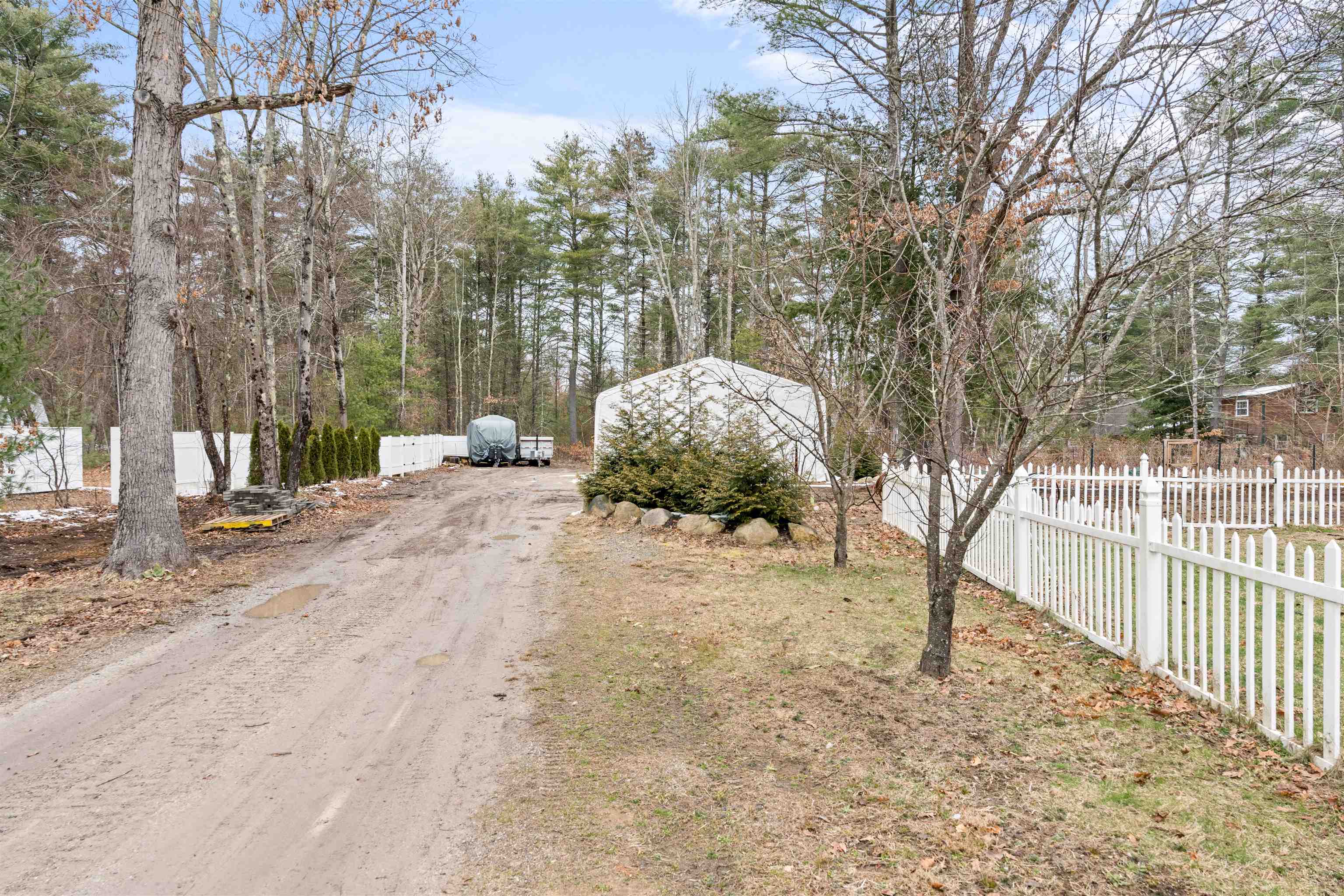 109 Bedford Road Merrimack, NH 03054 - Photo 32 of 40