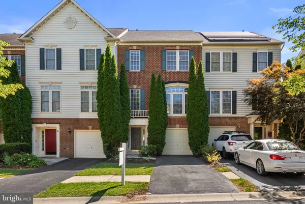 $585,000 | 10 Rockingham Court, Germantown, MD 20874