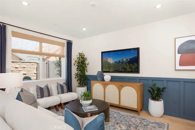 $919,990 | 7022 Solara Way, Westminster, CA 92683