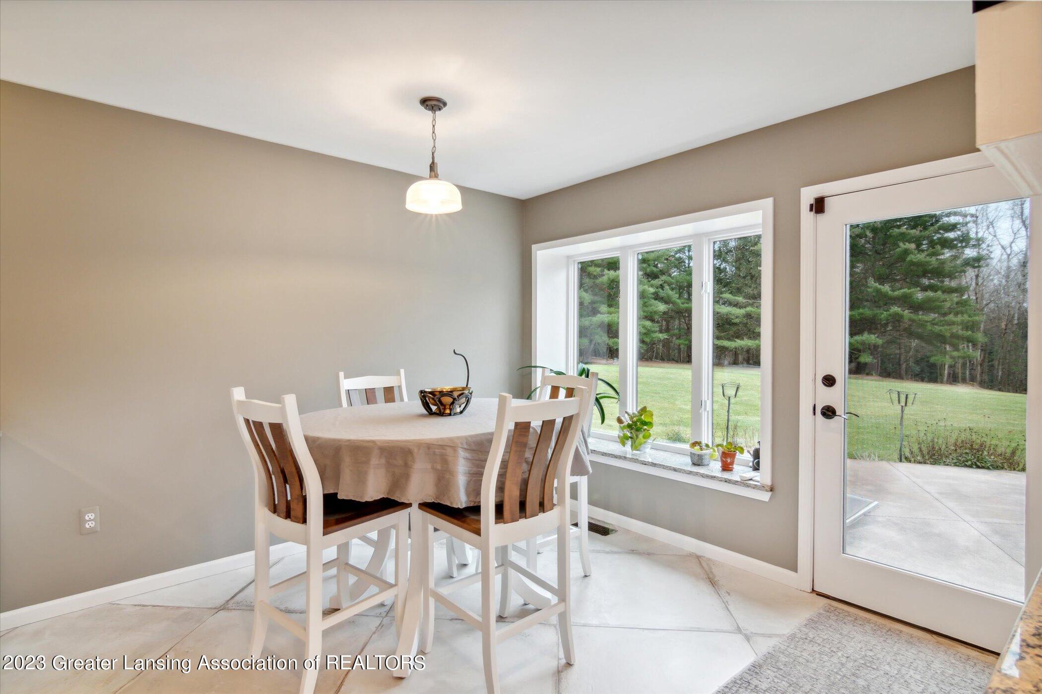 7571 Beard Road Avoca, MI 48006 - Photo 13 of 88 16-7571-Beard-Rd-Avoca-MI-48006-WindowSt
