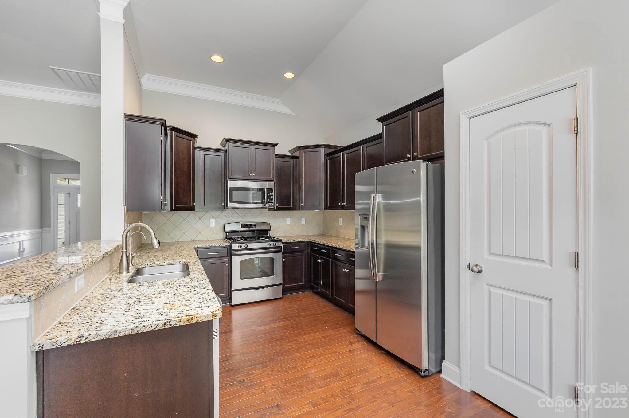 1124 Black Walnut Road Clover, SC 29710 - Photo 11 of 34 Gallery Image 11