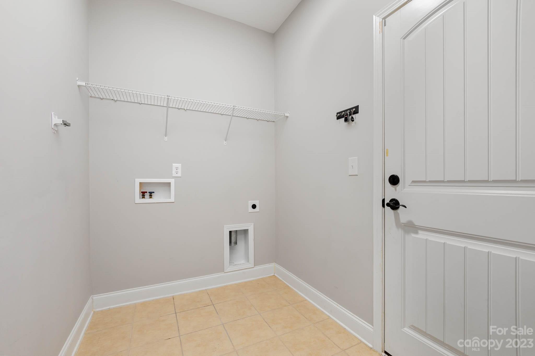 1124 Black Walnut Road Clover, SC 29710 - Photo 12 of 34 Gallery Image 12