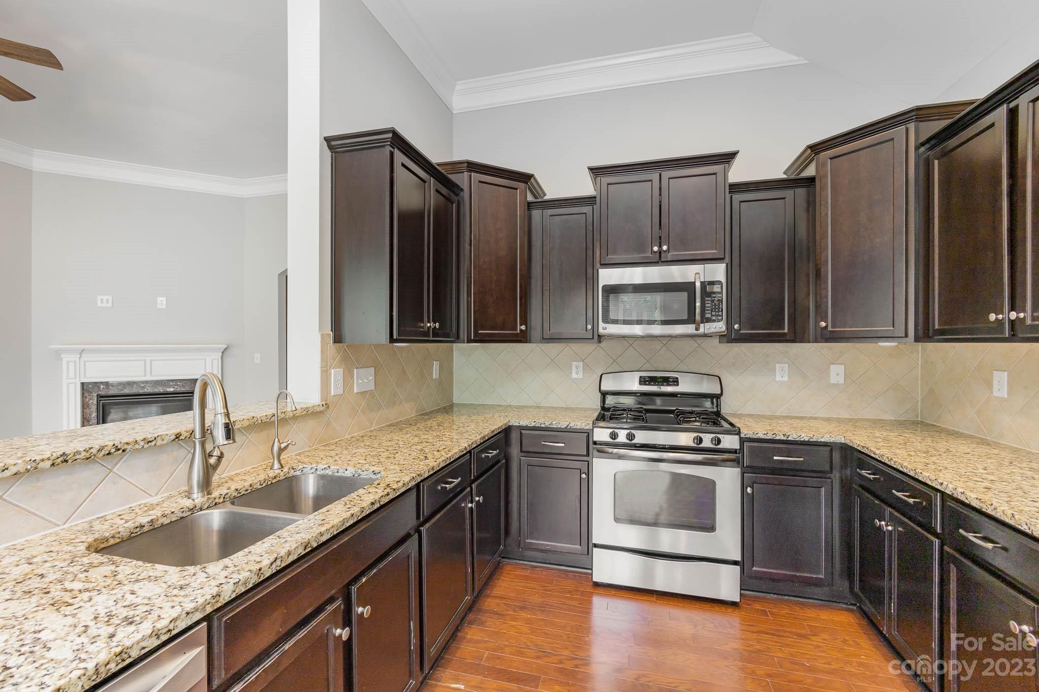 1124 Black Walnut Road Clover, SC 29710 - Photo 10 of 34 Gallery Image 10