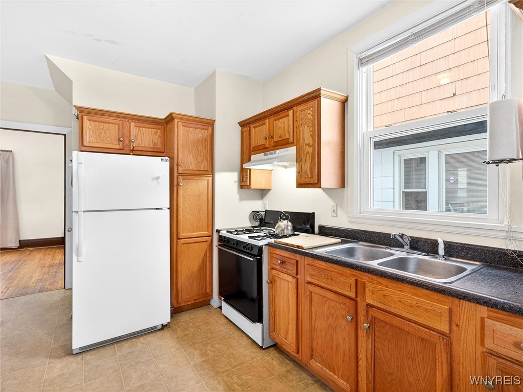 460 Melville Street Rochester, NY 14609 - Photo 15 of 34