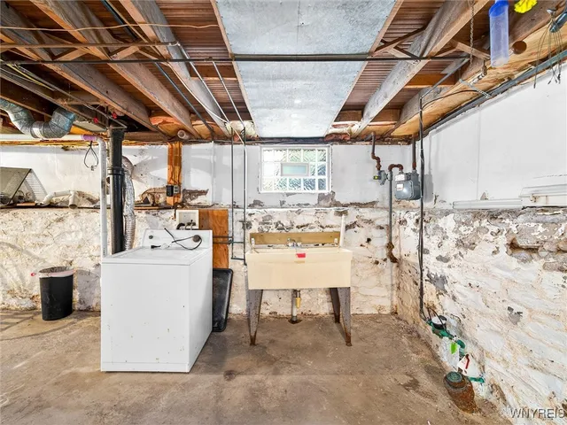 $149,900 | 460 Melville Street, Rochester, NY 14609