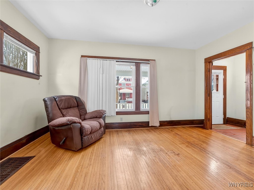 460 Melville Street Rochester, NY 14609 - Photo 5 of 34