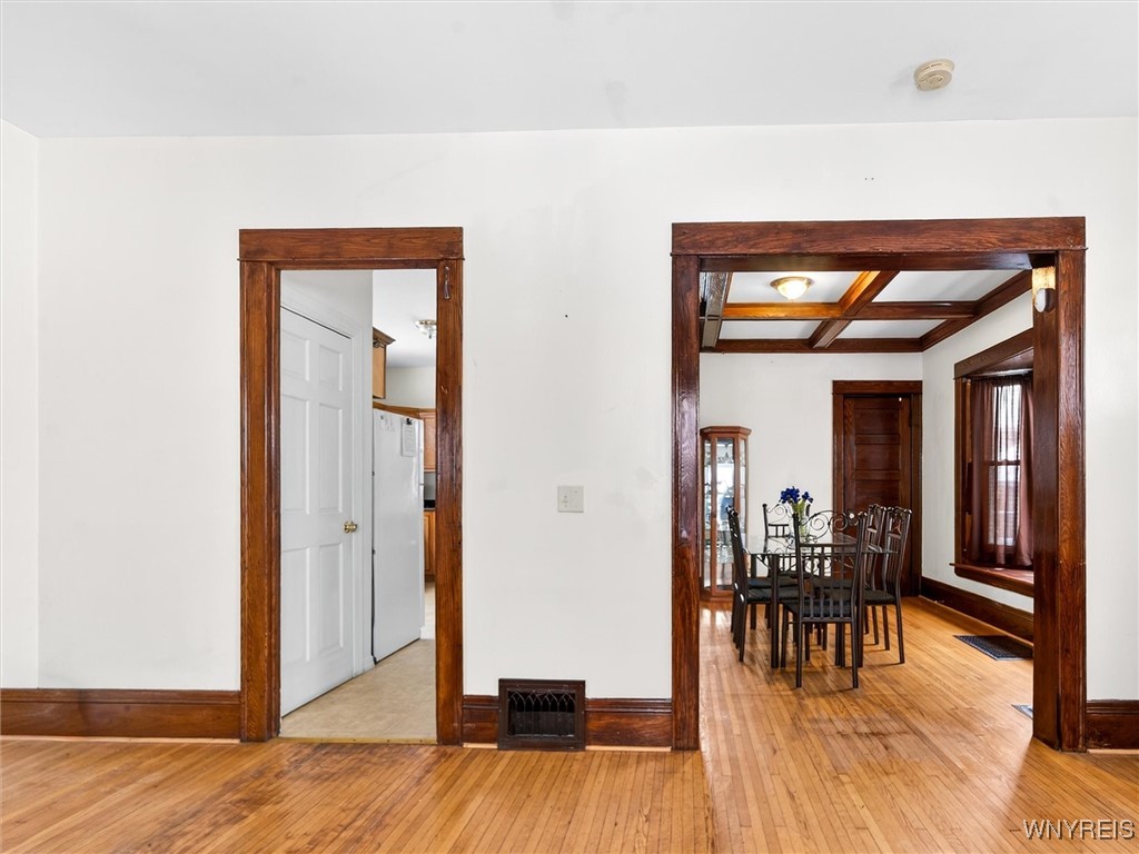 460 Melville Street Rochester, NY 14609 - Photo 7 of 34