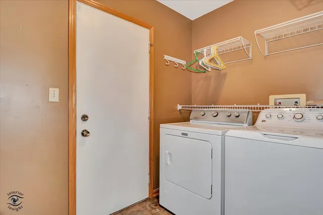 $310,000 | 1110 East Treeline Drive, Lockport, IL 60441