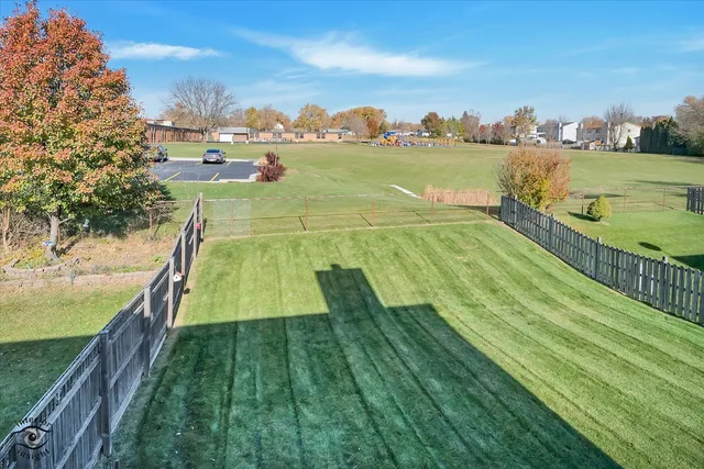 $310,000 | 1110 East Treeline Drive, Lockport, IL 60441