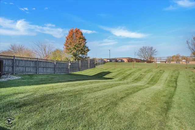 $310,000 | 1110 East Treeline Drive, Lockport, IL 60441