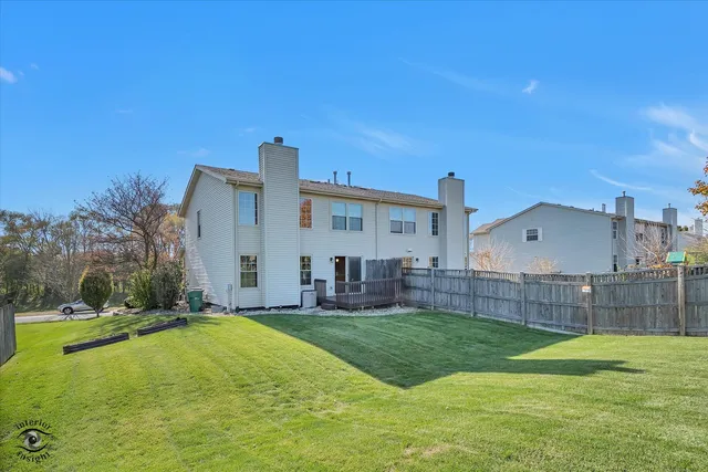 $310,000 | 1110 East Treeline Drive, Lockport, IL 60441