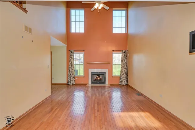 $310,000 | 1110 East Treeline Drive, Lockport, IL 60441