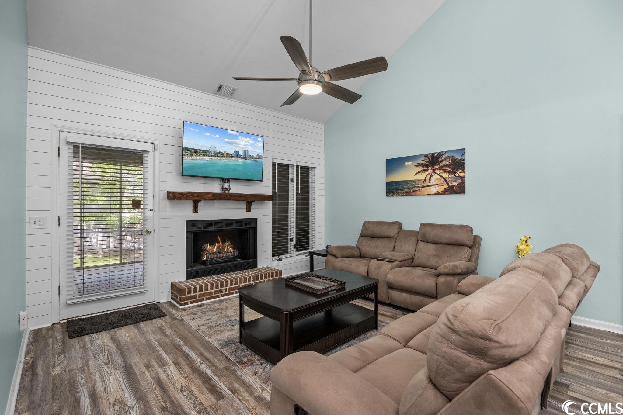 804 James Landing Court Murrells Inlet, SC 29576 - Photo 6 of 35 Gallery Image 6