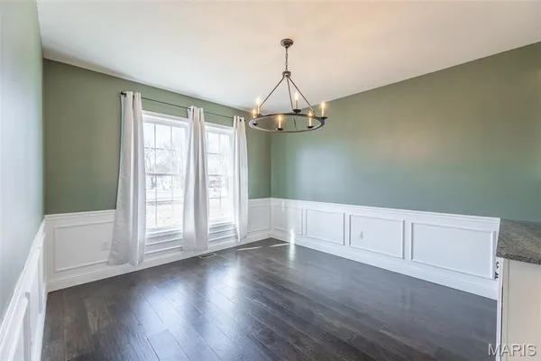 $549,995 | 106 Jennings Lane, Sikeston, MO 63801