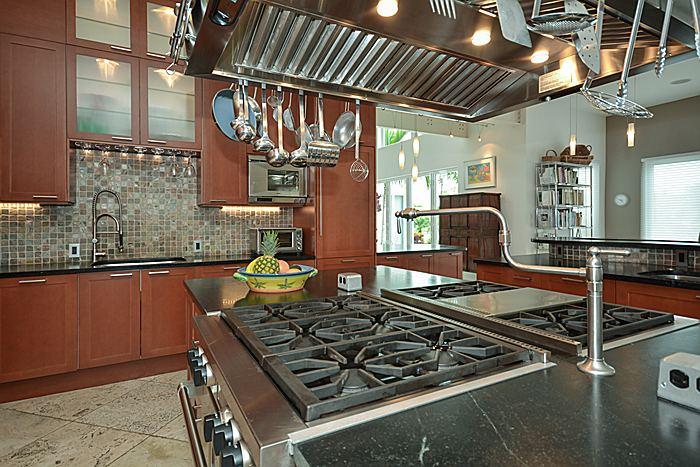 20932 Pacifico Terrace Boca Raton, FL 33433 - Photo 12 of 54 Pacifico May kitchen