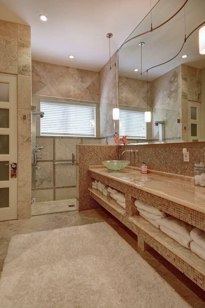 20932 Pacifico Terrace Boca Raton, FL 33433 - Photo 39 of 54 bathroom_700.jpg