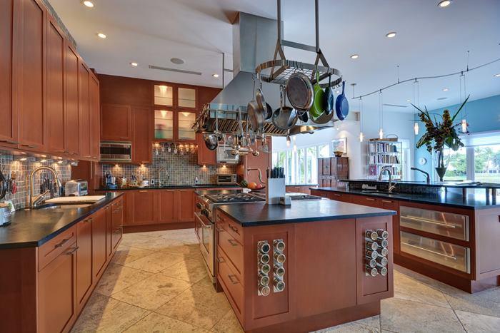 20932 Pacifico Terrace Boca Raton, FL 33433 - Photo 8 of 54 kitchen2_700.jpg