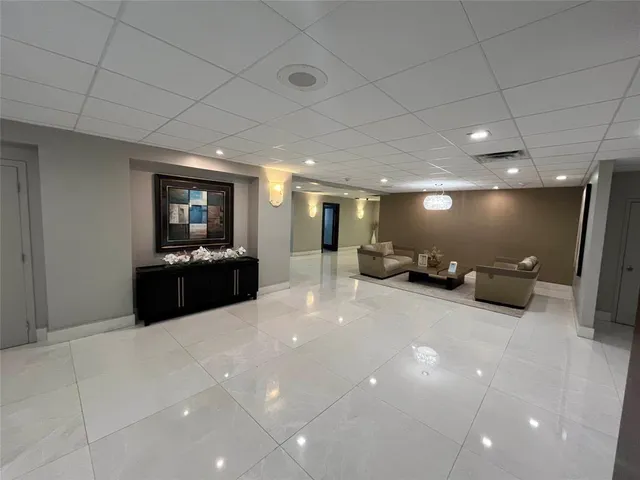 $4,500 | 3500 Galt Ocean Drive, Unit 203, Fort Lauderdale, FL 33308