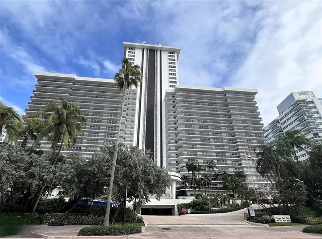 $4,500 | 3500 Galt Ocean Drive, Unit 203, Fort Lauderdale, FL 33308