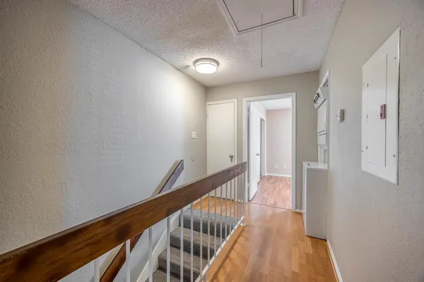 $1,800 | 7337 Kingswood Circle, Fort Worth, TX 76133