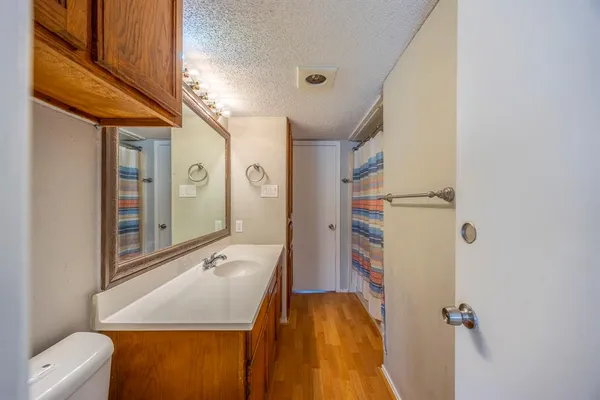 $1,800 | 7337 Kingswood Circle, Fort Worth, TX 76133