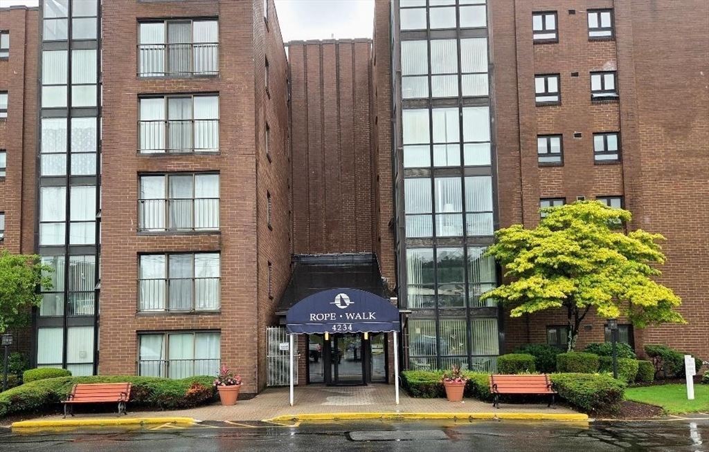4234 North Main Street, Unit 606 Fall River, MA 02720 - Photo 1 of 15