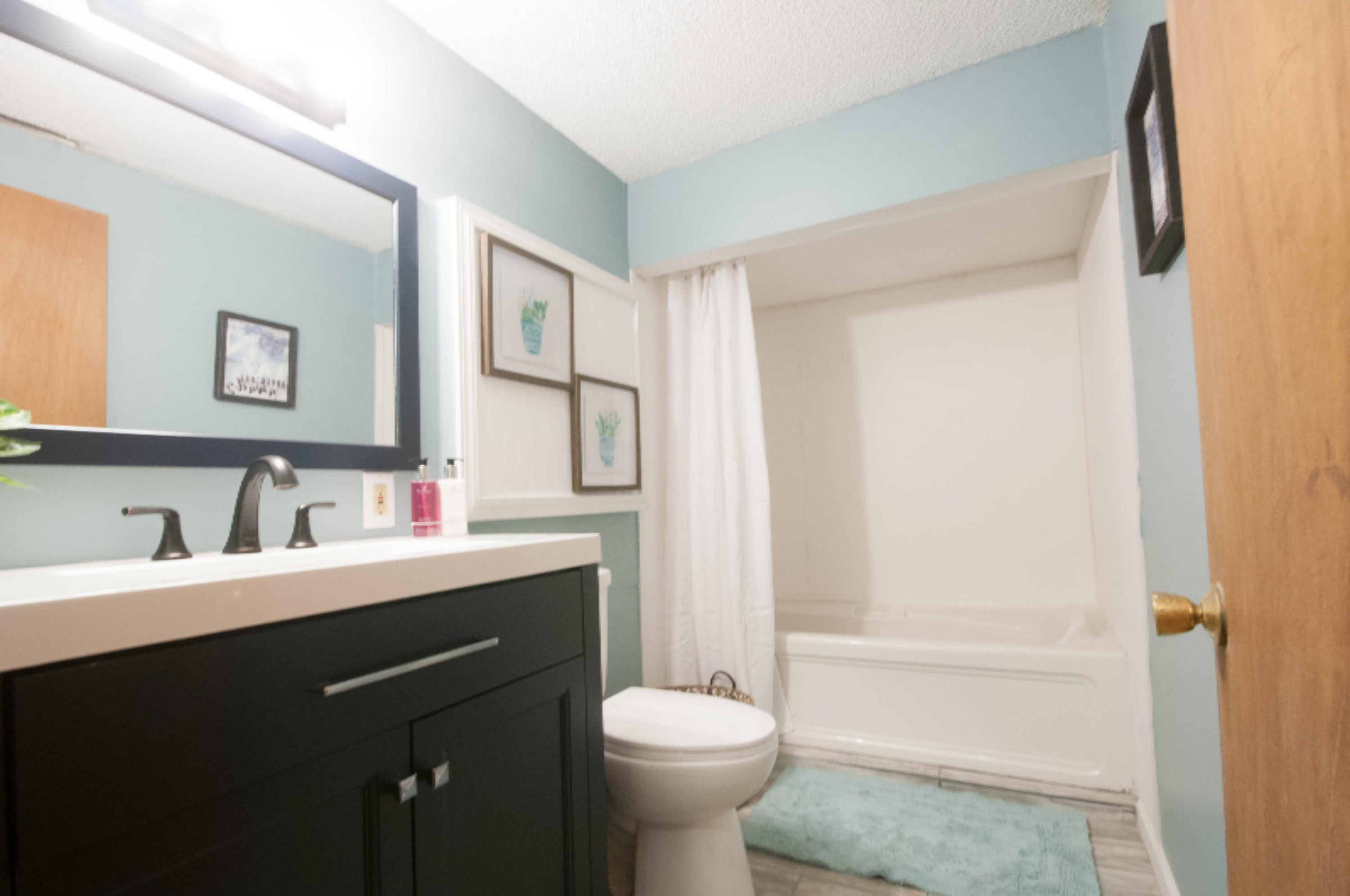 2945 Hall Road Muskegon, MI 49442 - Photo 21 of 39 9 Bathroom