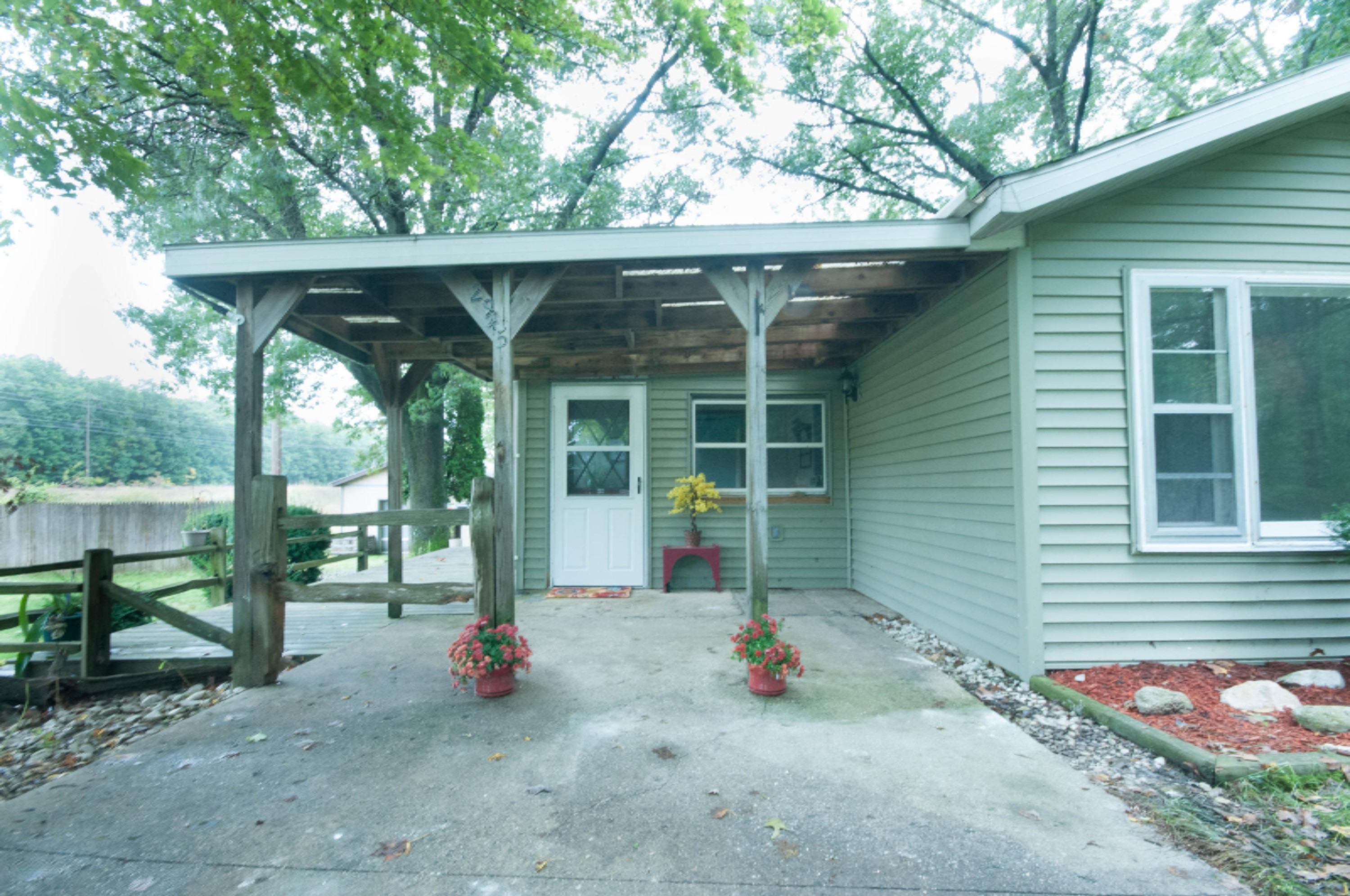 2945 Hall Road Muskegon, MI 49442 - Photo 5 of 39 17 Additional Exterior