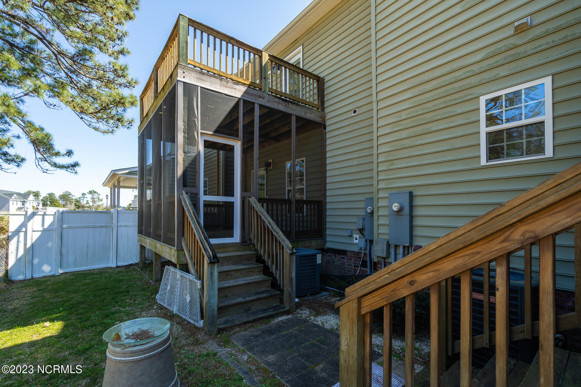 17 Sloop Street Swansboro, NC 28584 - Photo 16 of 38 17-sloop-dr-25