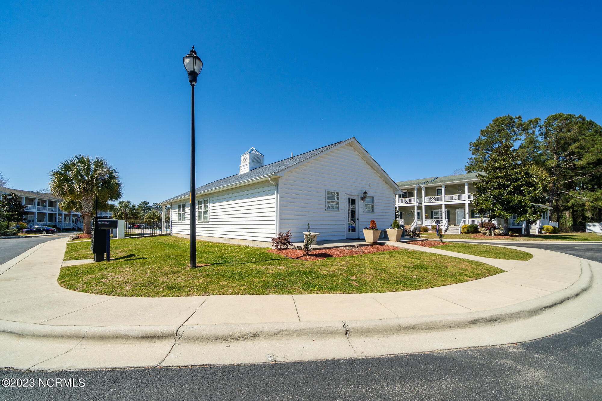 17 Sloop Street Swansboro, NC 28584 - Photo 29 of 38 17-sloop-dr-36