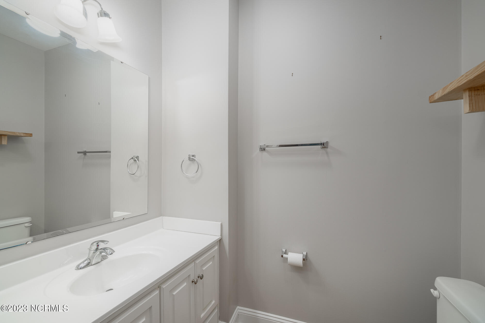 17 Sloop Street Swansboro, NC 28584 - Photo 9 of 38 17-sloop-dr-7