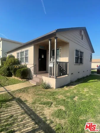 $799,000 | 1501 West 102nd Street, Los Angeles, CA 90047