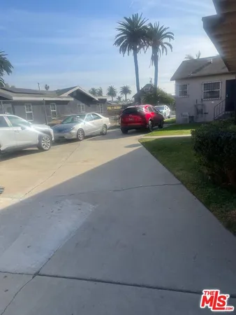$799,000 | 1501 West 102nd Street, Los Angeles, CA 90047