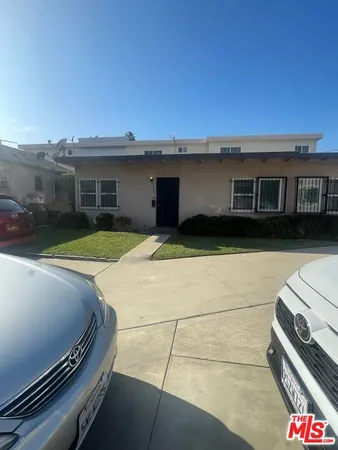 $799,000 | 1501 West 102nd Street, Los Angeles, CA 90047
