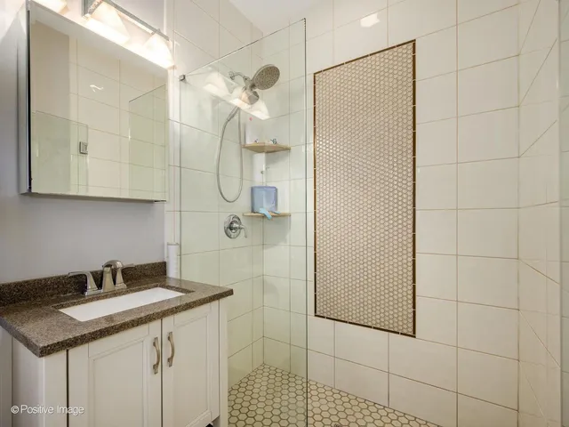 $599,000 | 3740 North Pacific Avenue, Chicago, IL 60634