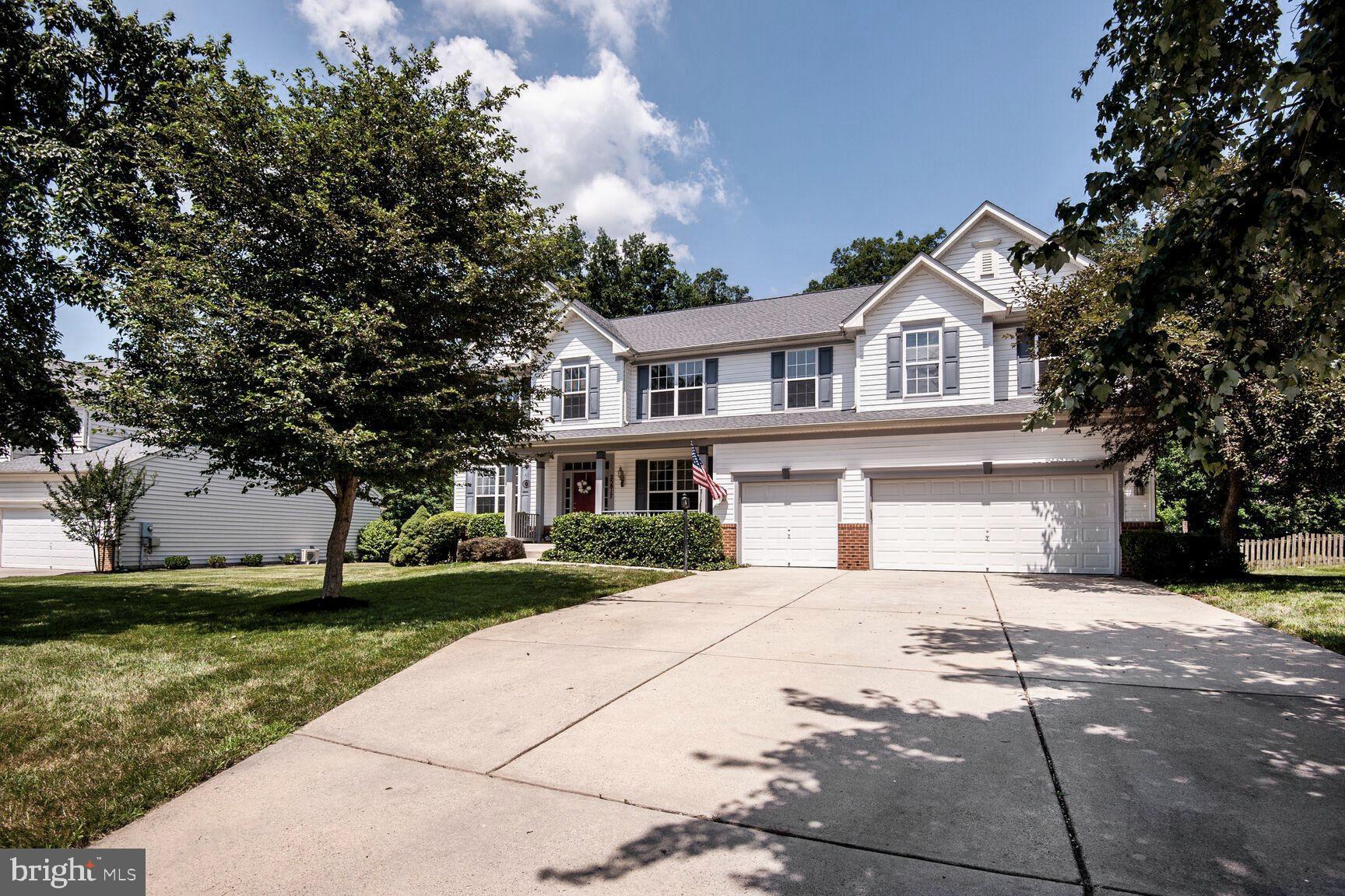 25817 Spring Farm Circle Chantilly, VA 20152 - Photo 1 of 30 Gallery Image 1