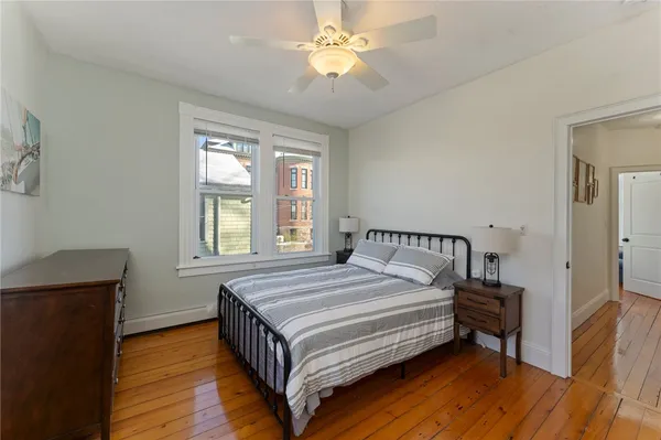 $3,500 | 15 Narragansett Avenue, Unit 2, Newport, RI 02840