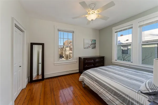 $3,500 | 15 Narragansett Avenue, Unit 2, Newport, RI 02840