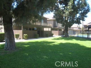 2134 South Acama Street Anaheim, CA 92802 - Photo 23 of 38 a view of a back yard