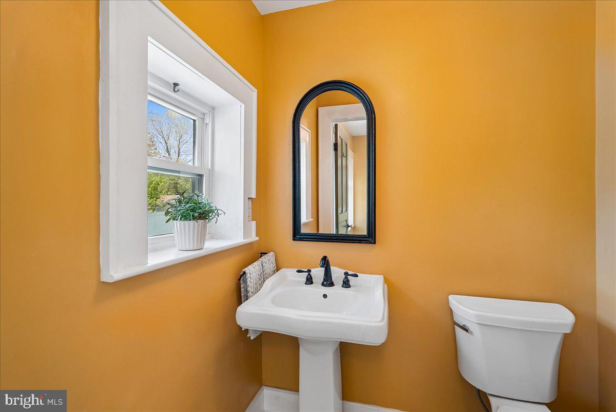 209 Rice Street Berryville, VA 22611 - Photo 28 of 71 Half Bath with pedestal sink
