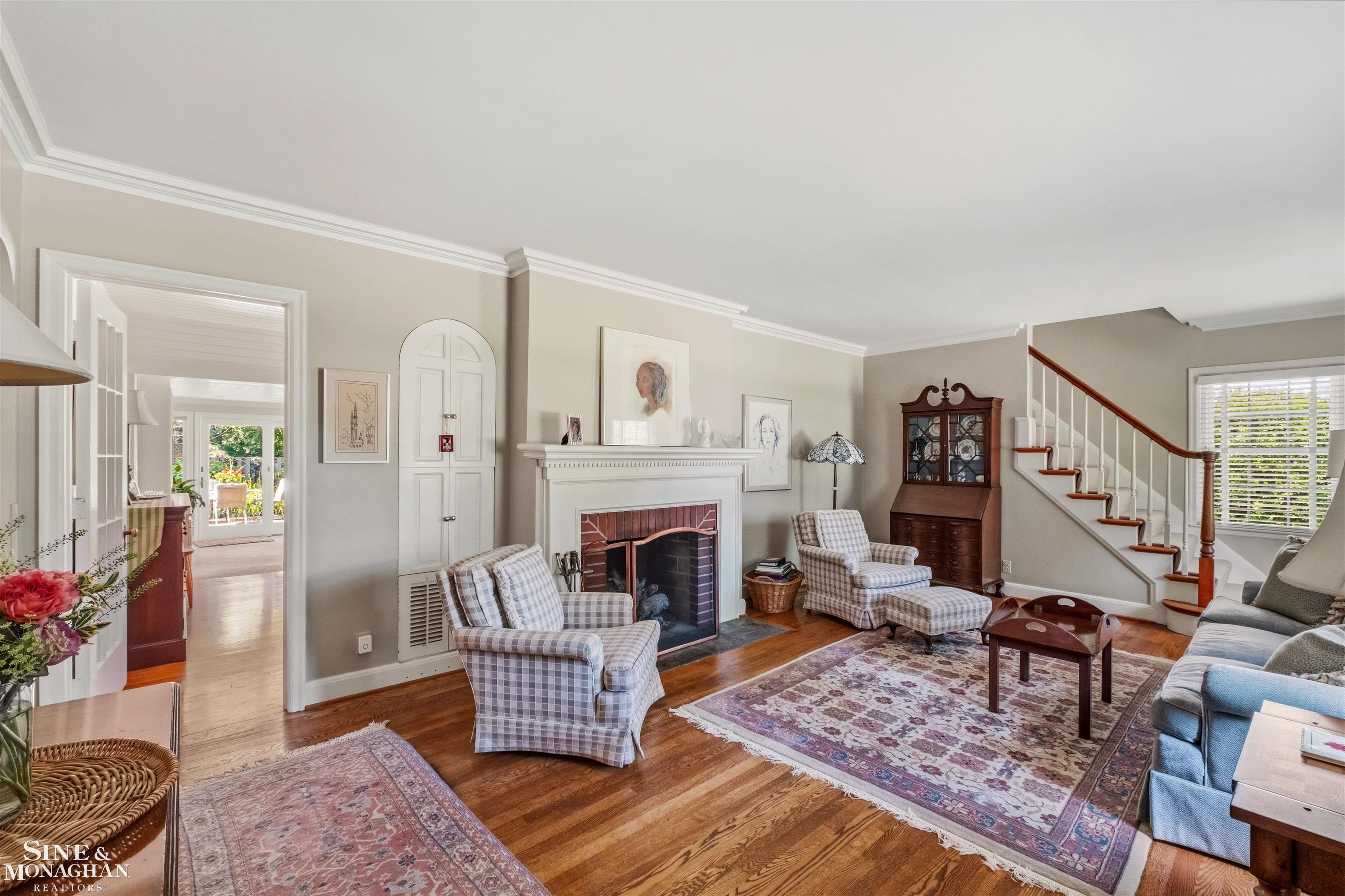 83 Hawthorne Road Grosse Pointe Shores, MI 48236 - Photo 4 of 50